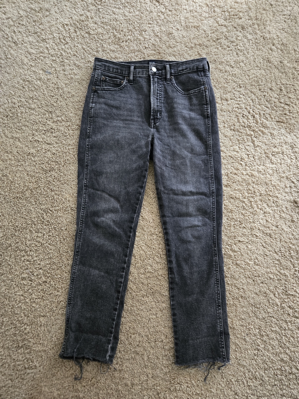 Women's High-Rise Black Wash Straight Jeans GAP Cigarette